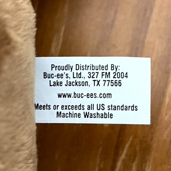Buc-ees JAAG 12" Plush Beaver with Shirt and Cap - Picture 3 of 5